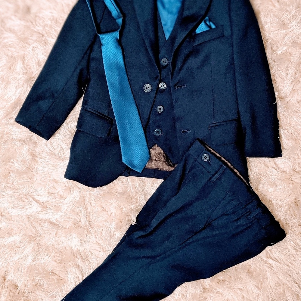 Paisley of  London Kingsman in 4T